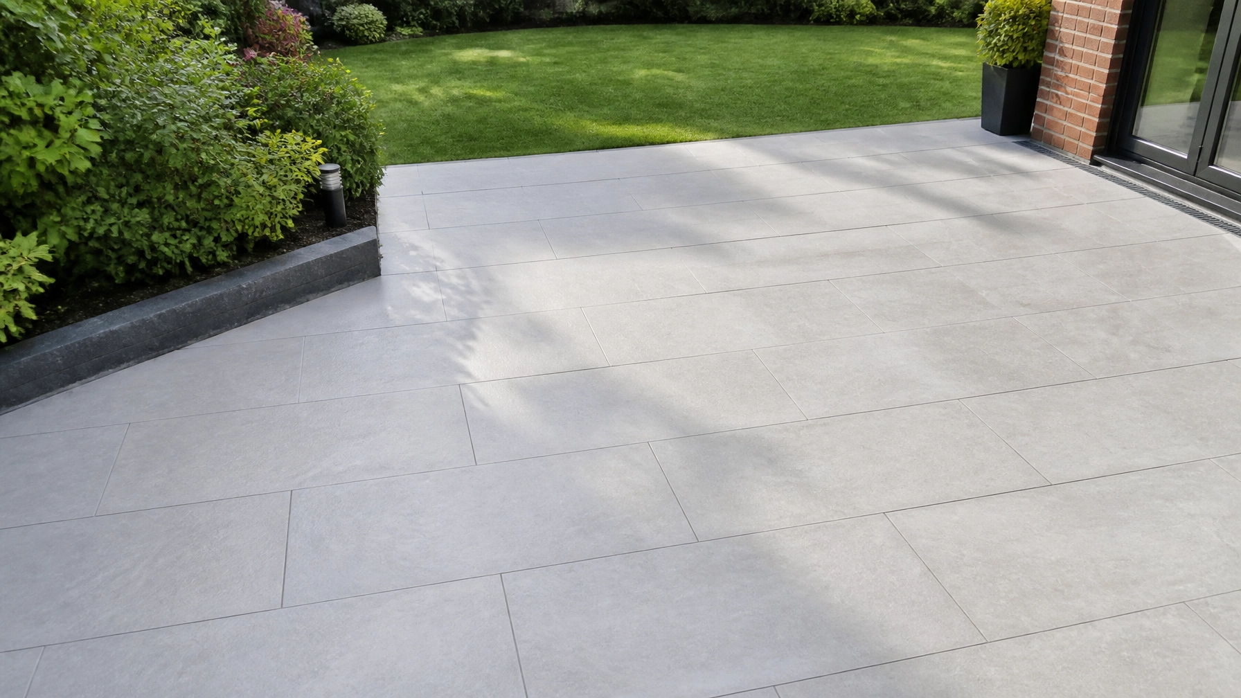 The Ultimate Guide to Paving in Stockport: Everything You Need for a Professional Finish